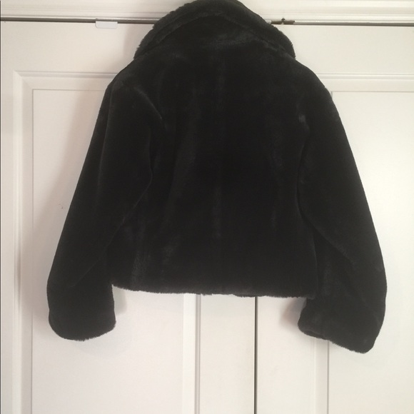 Vince Plush Faux Fur Coat - Picture 6 of 6